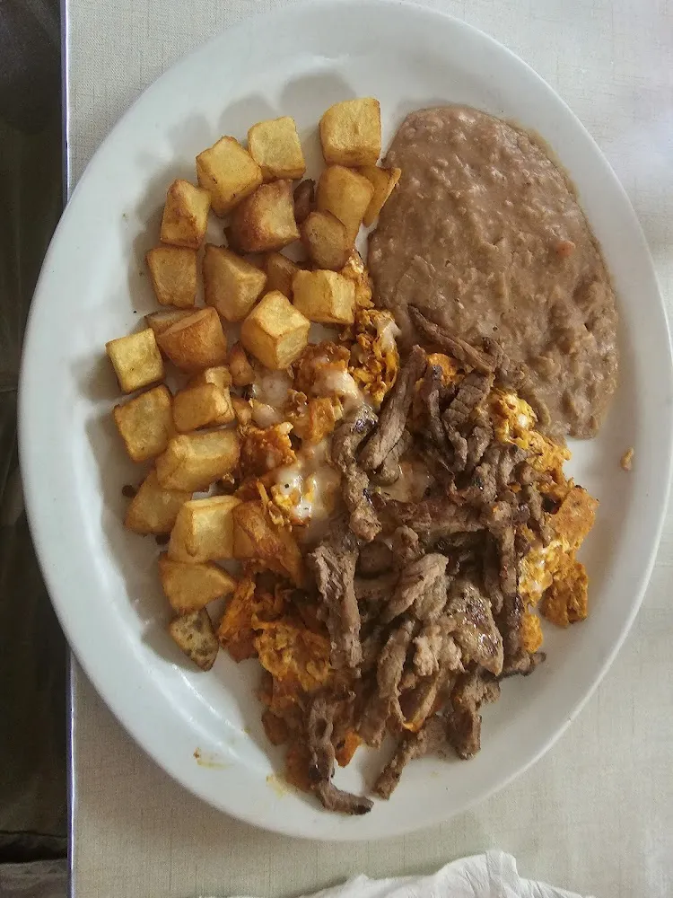 Chilaquiles with Fajita Steak